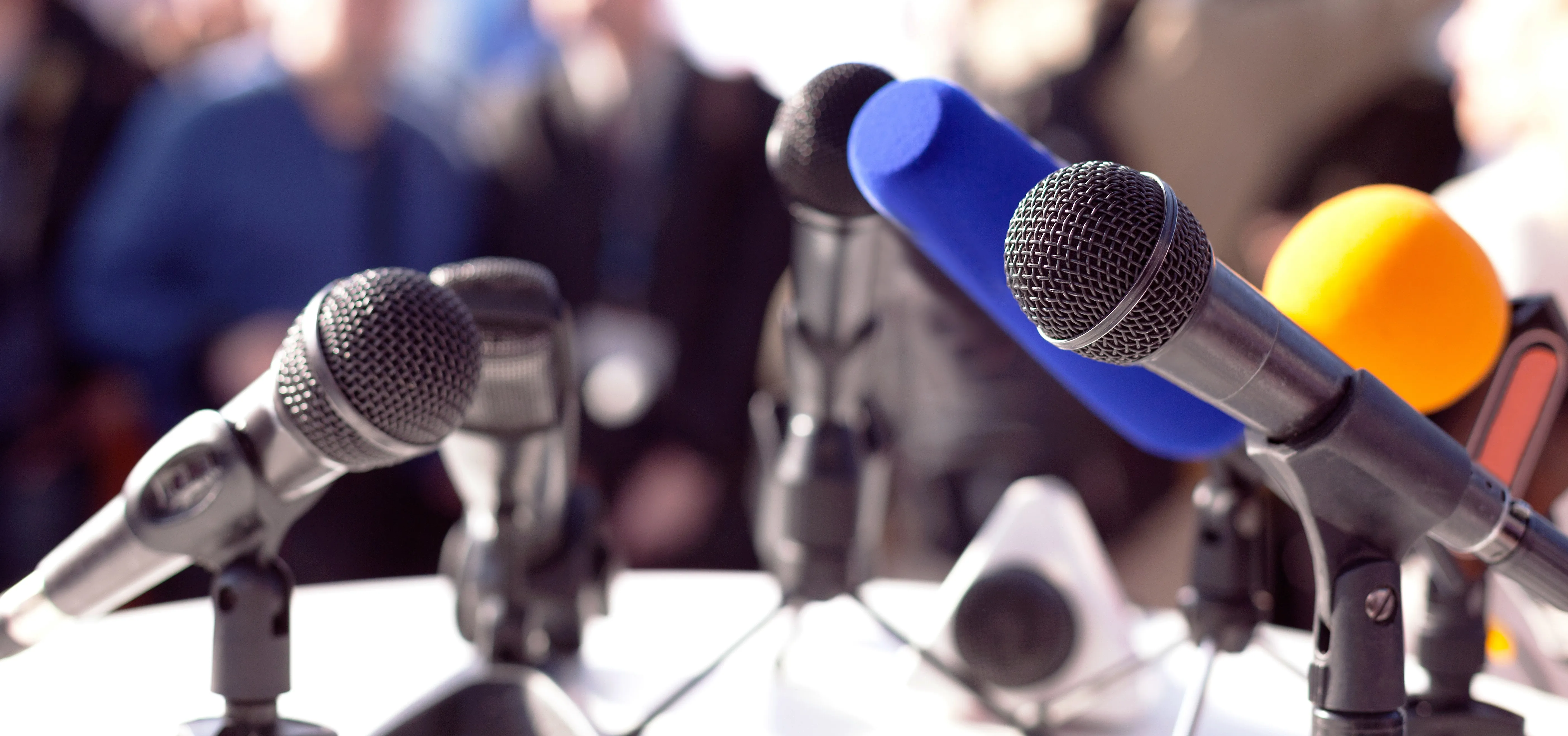 press office microphones
